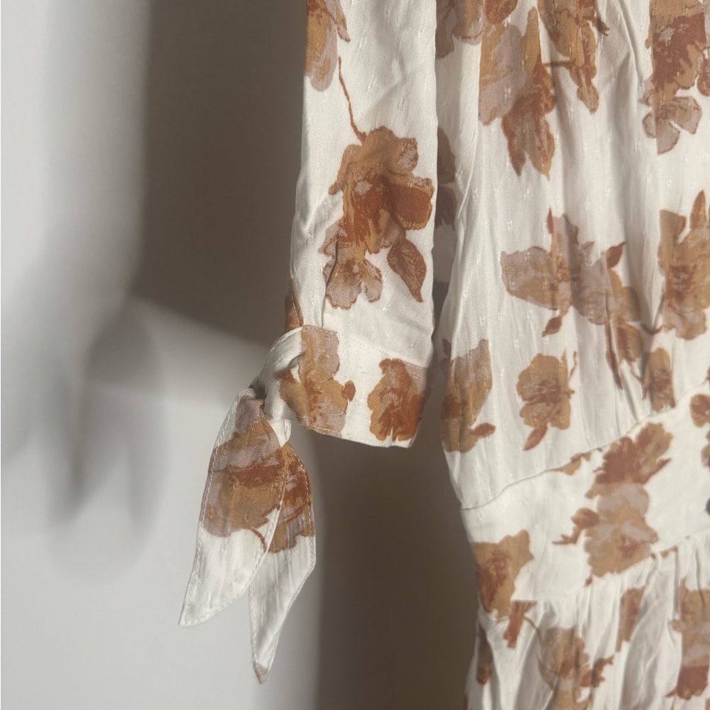 Altar'd State Stacie Floral Midi Dress - NWT - Picture 5 of 10